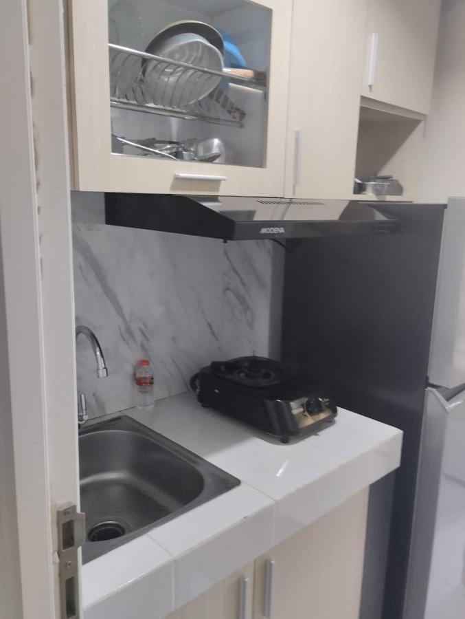 Amartha View Apartement Tambakaji Bagian luar foto
