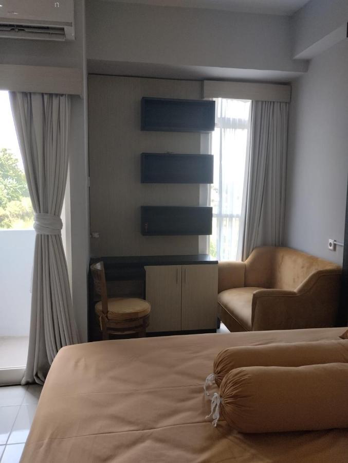 Amartha View Apartement Tambakaji Bagian luar foto